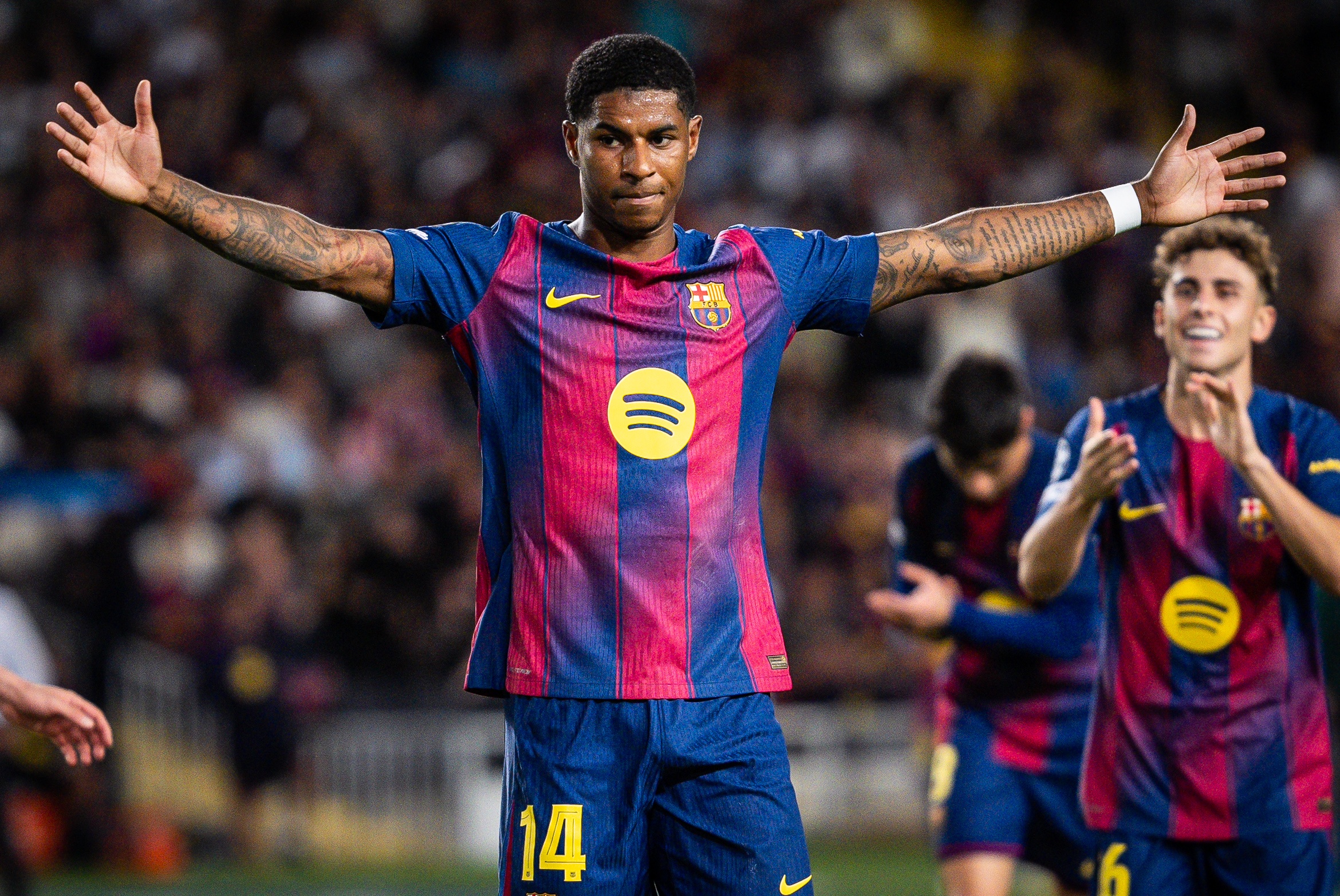 星空体育入口-3000万欧太高！记者：巴萨本月将和曼联会面，探讨买断拉什福德